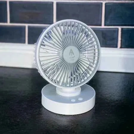 Akari AK-602 Mini Desk Fan - The Ultimate Portable Cooling Solution